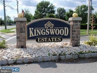 12 Royalty Lane, Clementon, NJ 08021 Main Photo