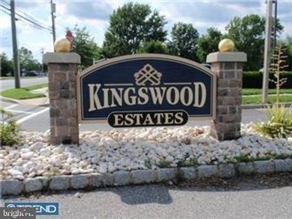 12 ROYALTY LANE, CLEMENTON, NJ 08021