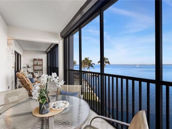 1910 Virginia AVE, Unit 403, FORT MYERS, FL 33901