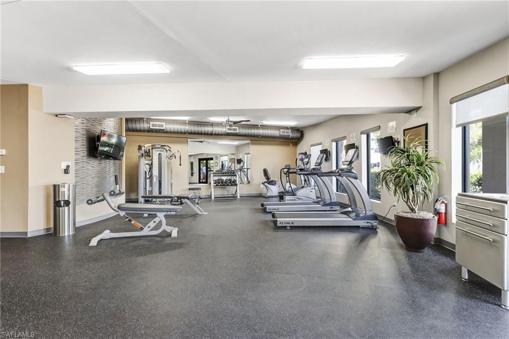 1910 Virginia Ave, Unit 403, Fort Myers, FL 33901 Photo