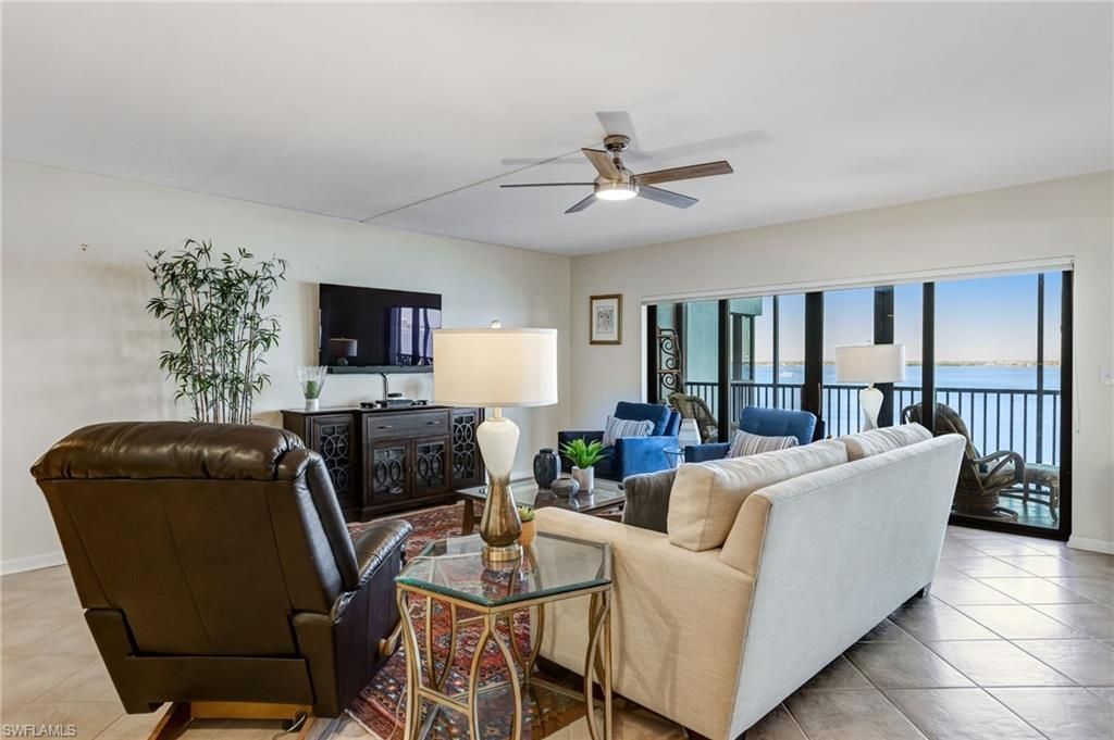 1910 Virginia Ave, Unit 403, Fort Myers, FL 33901 Photo