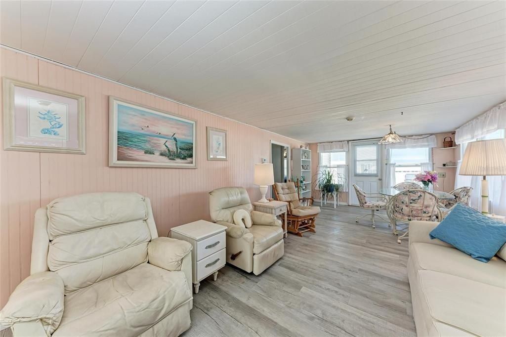 1610 Iowa Avenue, Bradenton, FL 34207 Photo