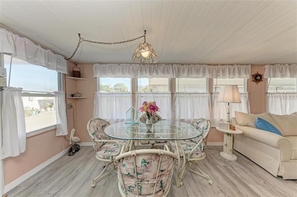 1610 Iowa Avenue, Bradenton, FL 34207 Photo