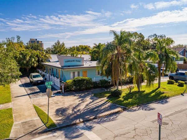 206 9TH AVENUE NE, ST PETERSBURG, FL 33701