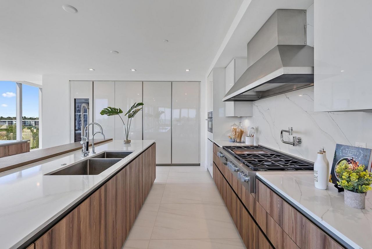 1500 S Beach Road, Unit 303, Tequesta, FL 33469 Photo