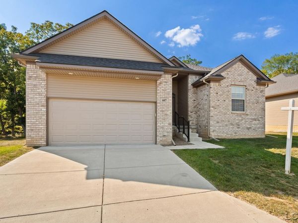 607 Shadow Brooke, Tecumseh, MI 49286