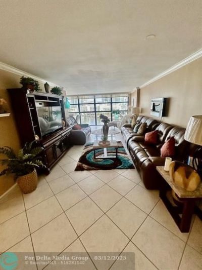200 Leslie Drive, Unit 915, Hallandale Beach, FL 33009 Photo
