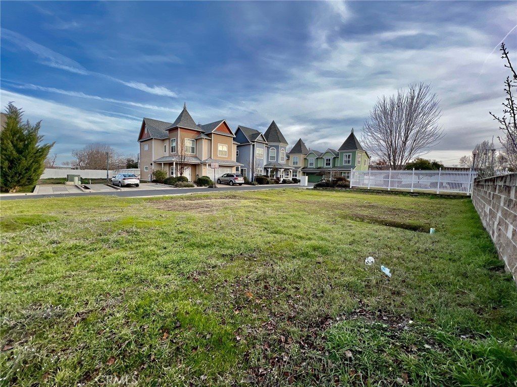 2021 Hampton, Lakeport, CA 95453 Main Photo