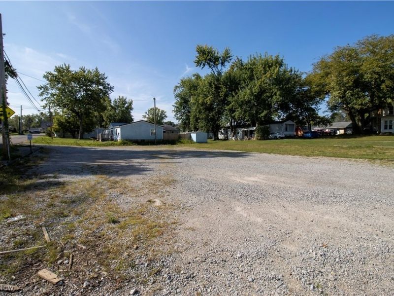 390 E Wood Street, Shreve, OH 44676 Photo 13