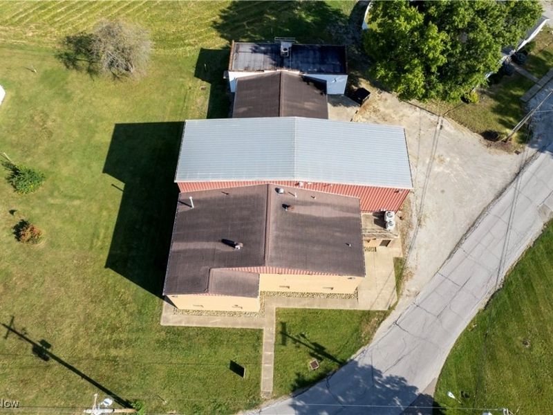 390 E Wood Street, Shreve, OH 44676 Photo 4