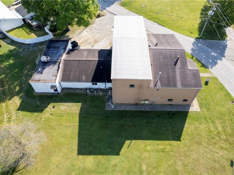 390 E Wood Street, Shreve, OH 44676 Photo 5