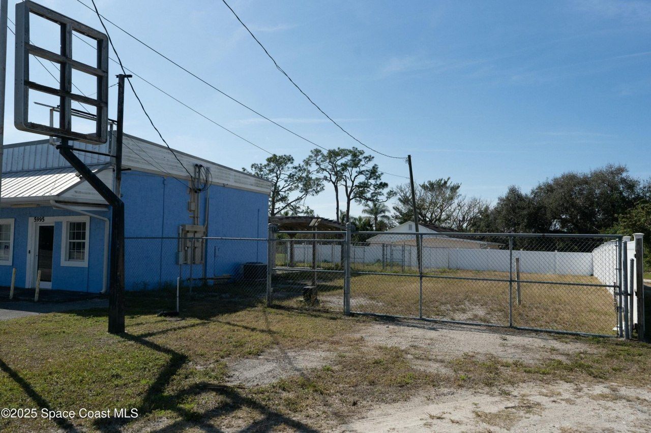 5999 N Courtenay Parkway, Merritt Island, FL 32953 Photo