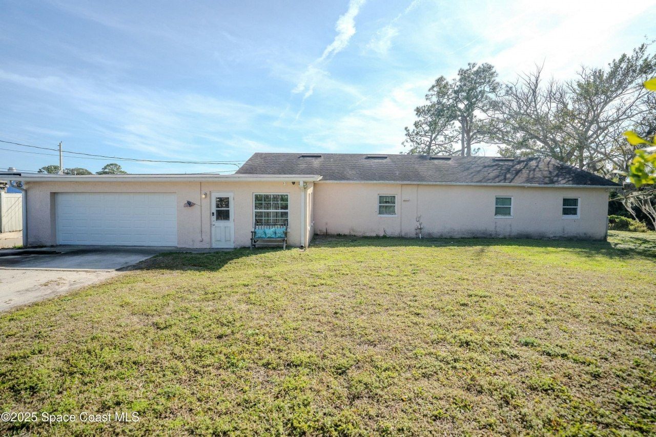 5999 N Courtenay Parkway, Merritt Island, FL 32953 Photo