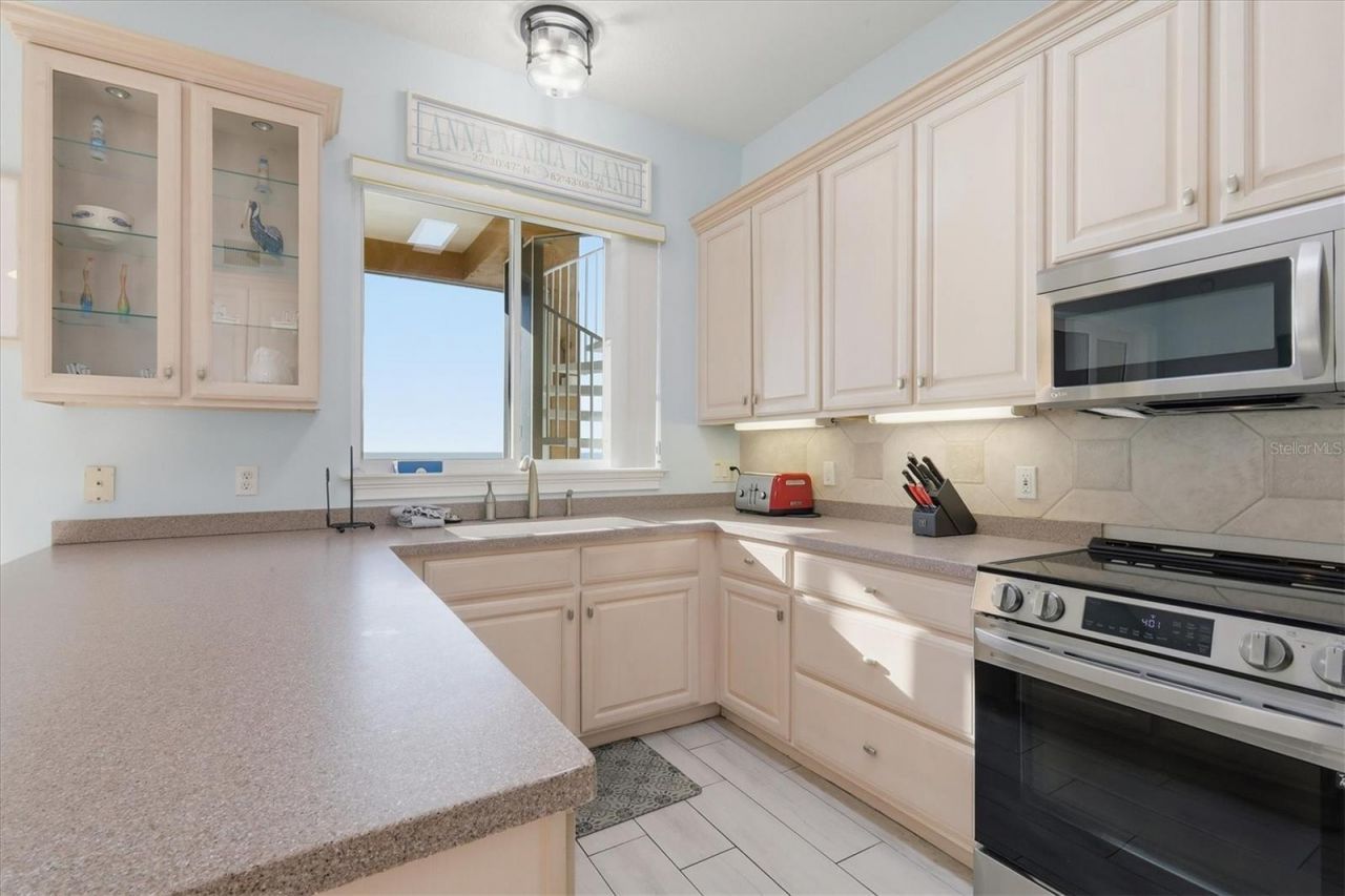 1900 Gulf Drive N, Unit 4, Bradenton Beach, FL 34217 Photo