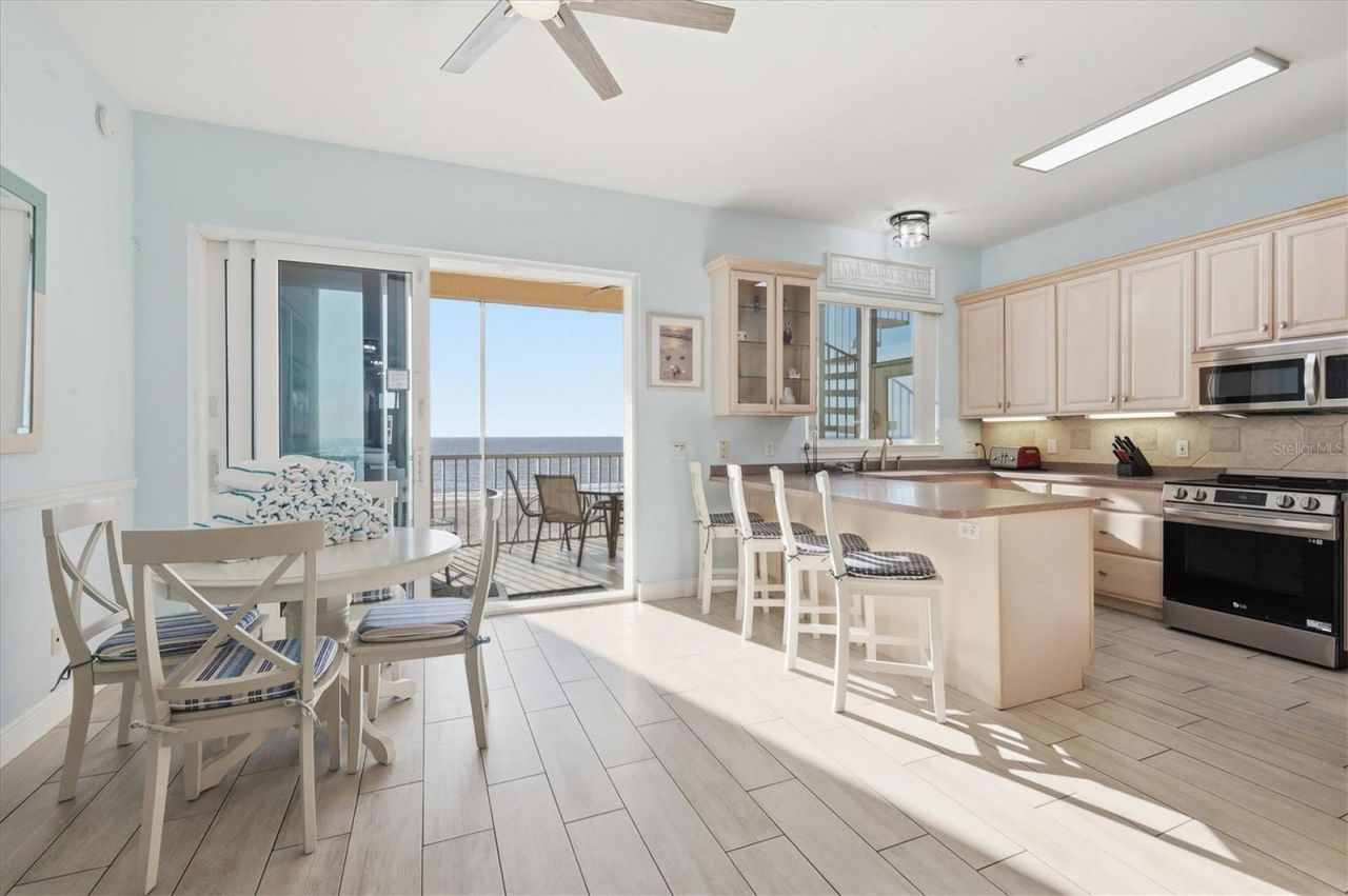 1900 Gulf Drive N, Unit 4, Bradenton Beach, FL 34217 Photo