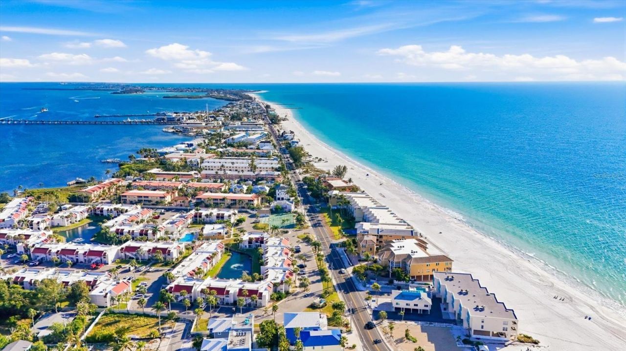 1900 Gulf Drive N, Unit 4, Bradenton Beach, FL 34217 Photo