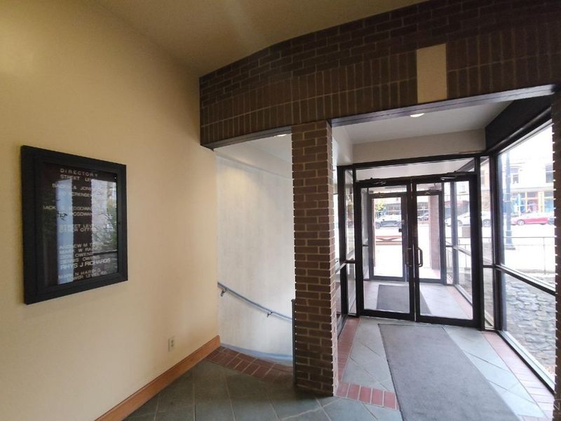 246 High Street, Hamilton, OH 45011 Photo 2