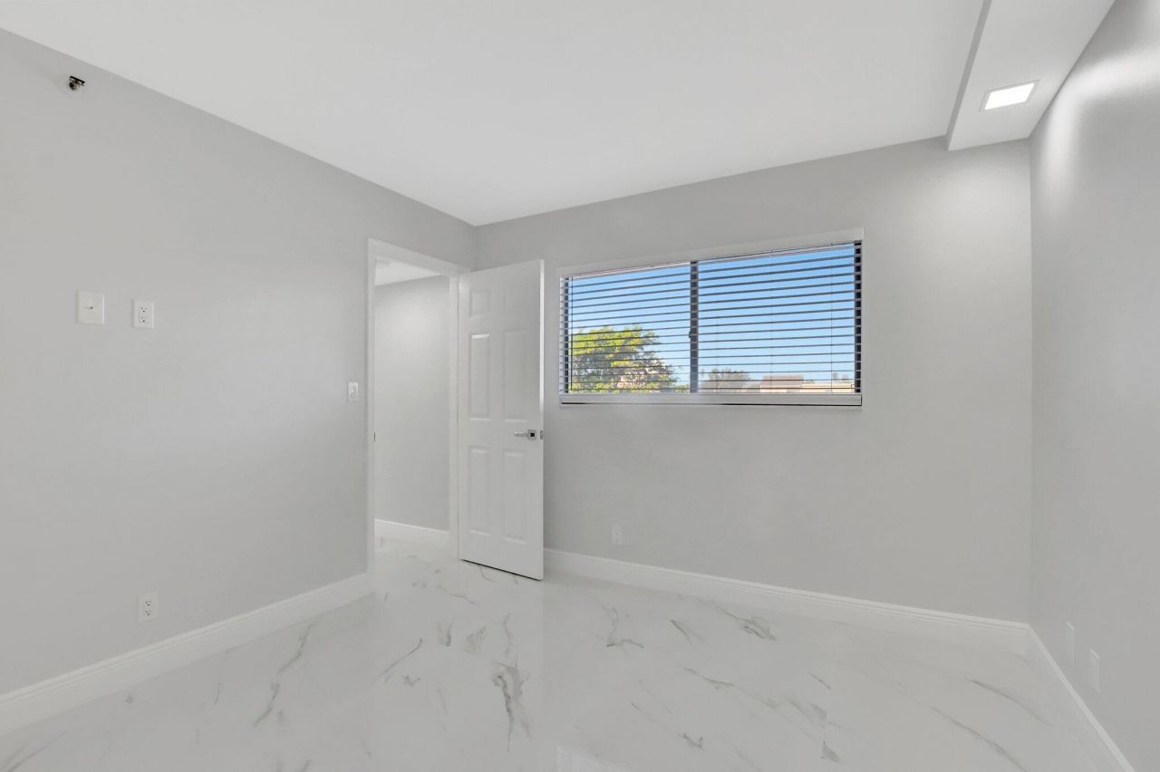 7076 Huntington Lane, Unit 407, Delray Beach, FL 33446 Photo