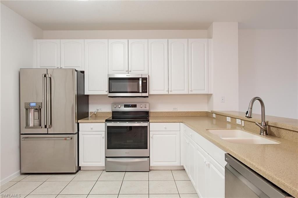 10025 Heather Ln, Unit 702, Naples, FL 34119 Photo