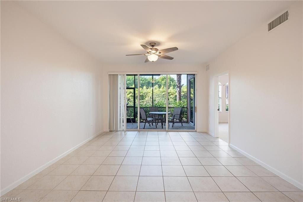 10025 Heather Ln, Unit 702, Naples, FL 34119 Photo