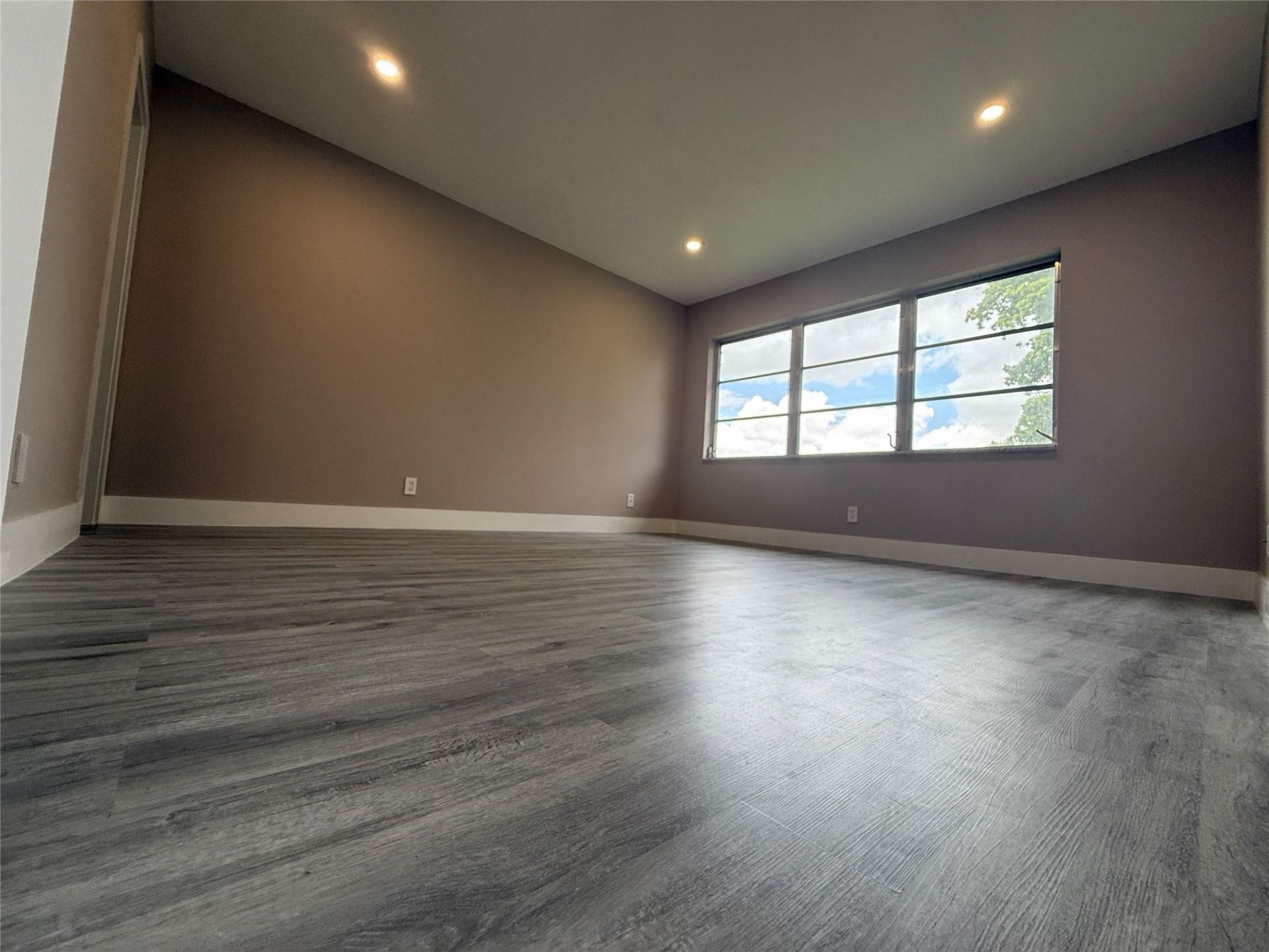 8962 S Hollybrook Boulevard, Unit 308, Pembroke Pines, FL 33025 Photo