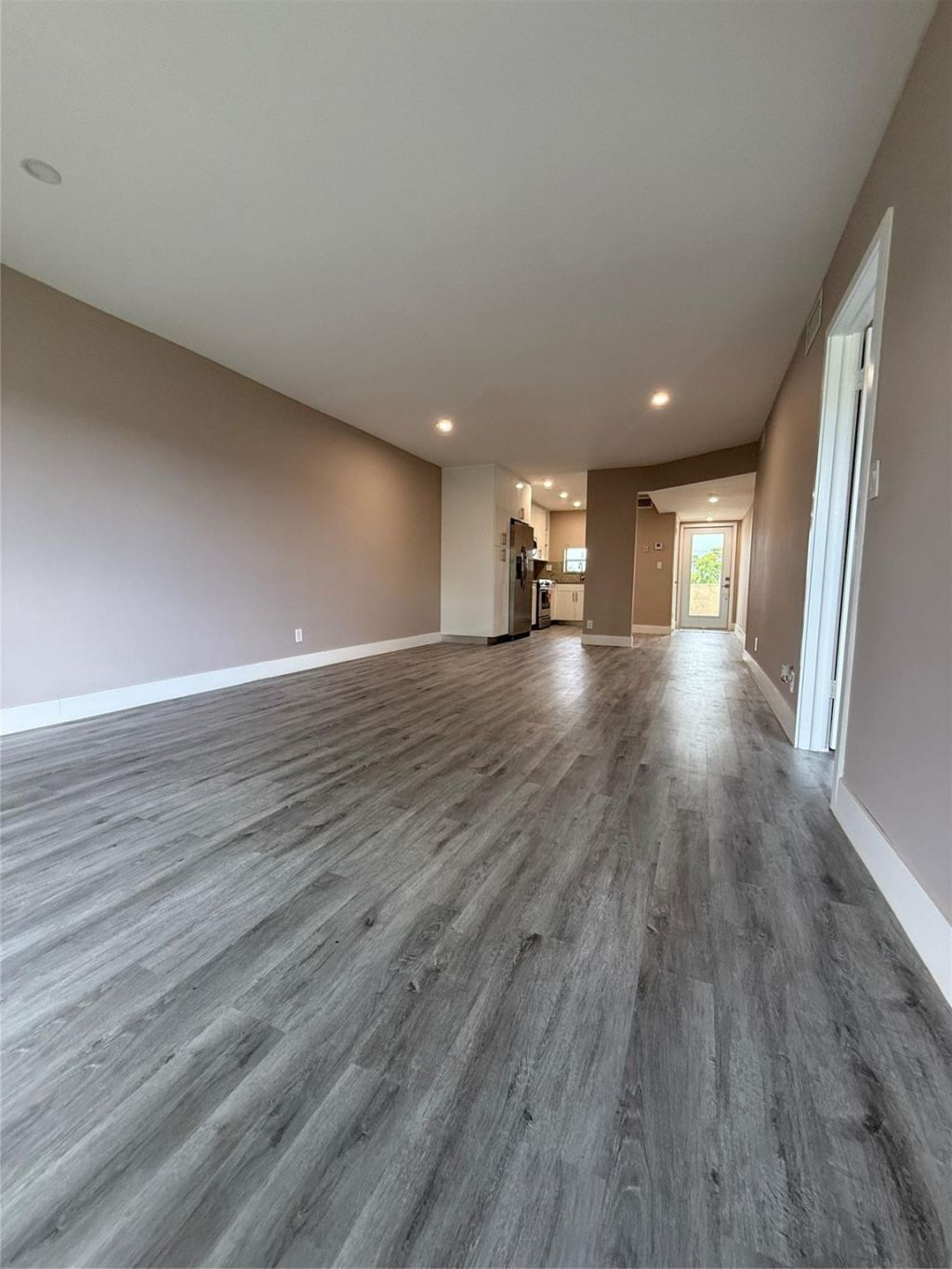 8962 S Hollybrook Boulevard, Unit 308, Pembroke Pines, FL 33025 Photo