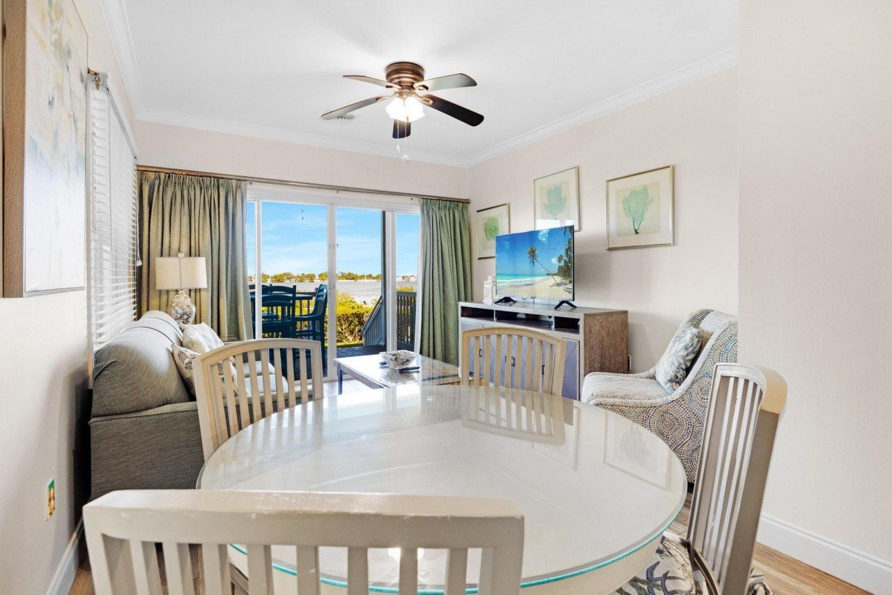 2002 Marina Villa Drive, Unit Hawks Cay, Duck, FL 33050 Photo