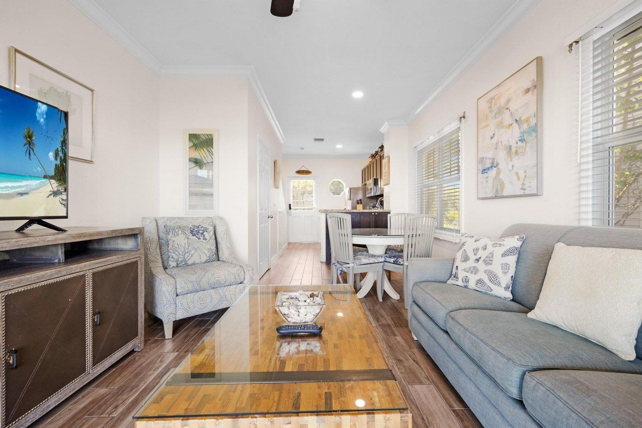 2002 Marina Villa Drive, Unit Hawks Cay, Duck, FL 33050 Photo