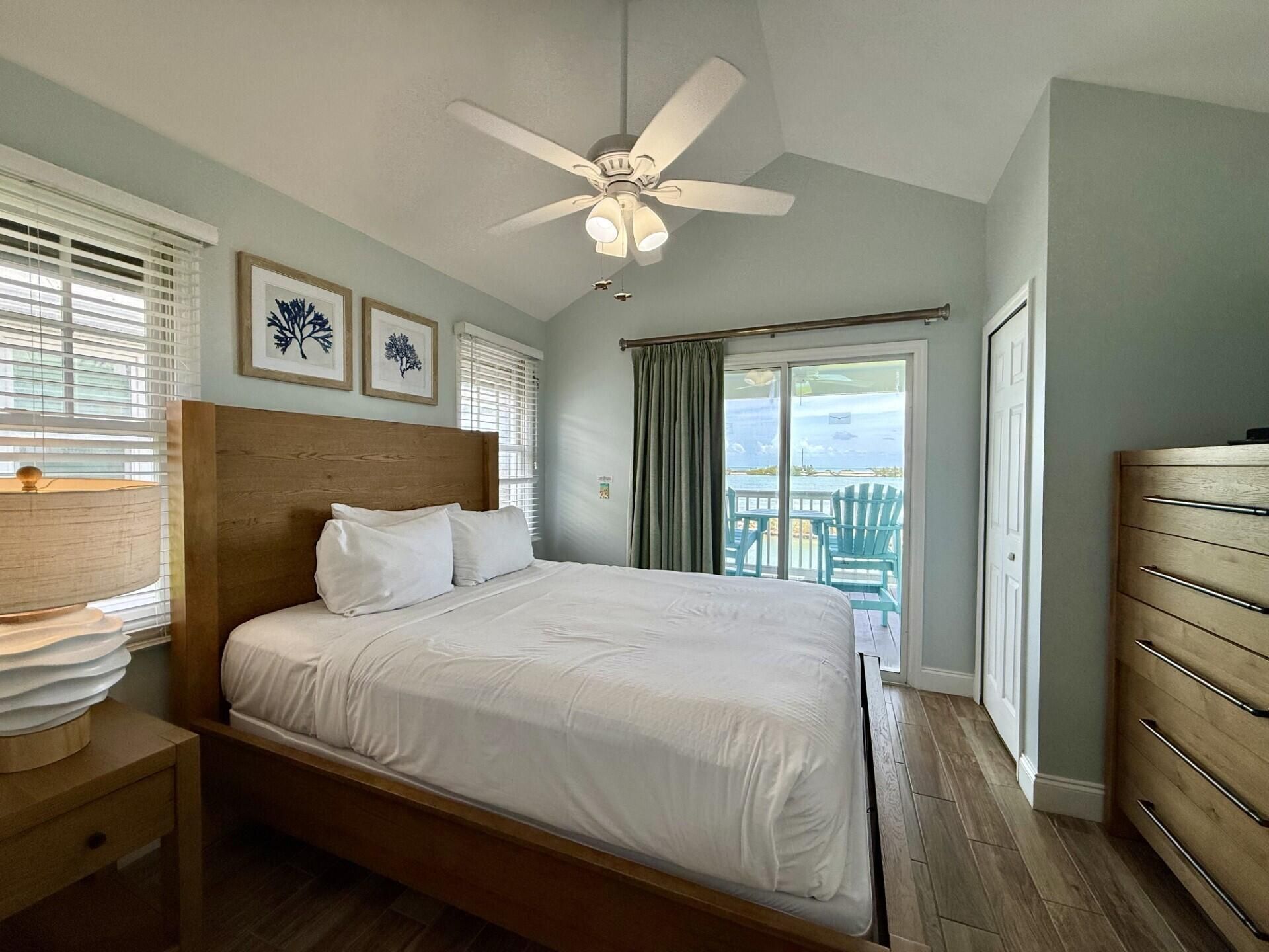2002 Marina Villa Drive, Unit Hawks Cay, Duck Key, FL 33050 Photo