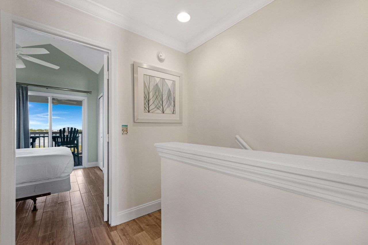 2002 Marina Villa Drive, Unit Hawks Cay, Duck, FL 33050 Photo