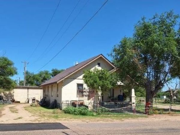503 Division St, Lamar, CO 81052