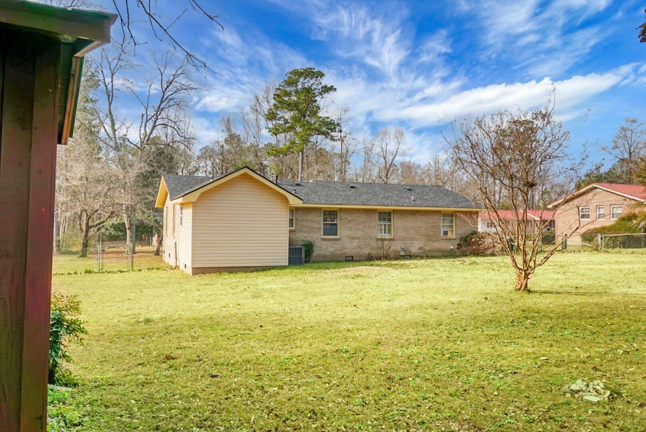 631 SW Mimosa Drive Photo 32