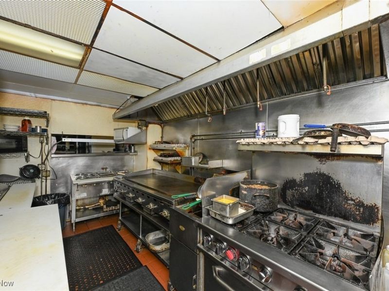 5384 Saint Clair Avenue, Cleveland, OH 44103 Photo 12