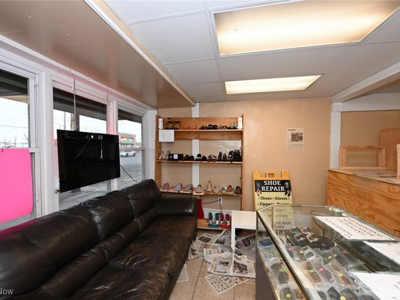 5384 Saint Clair Avenue, Cleveland, OH 44103 Photo 34