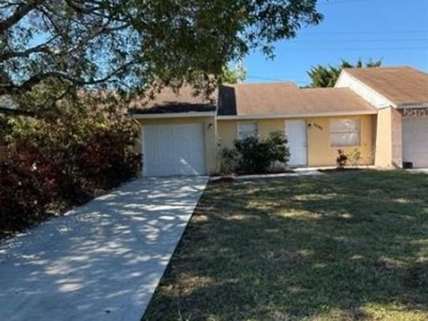 5595 Kimberton Way, Unit 5595, Lake Worth, FL 33463