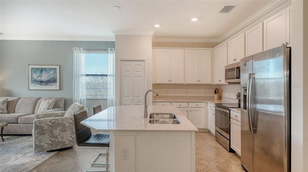 17510 Gawthrop Drive, Unit 308, Bradenton, FL 34211 Photo