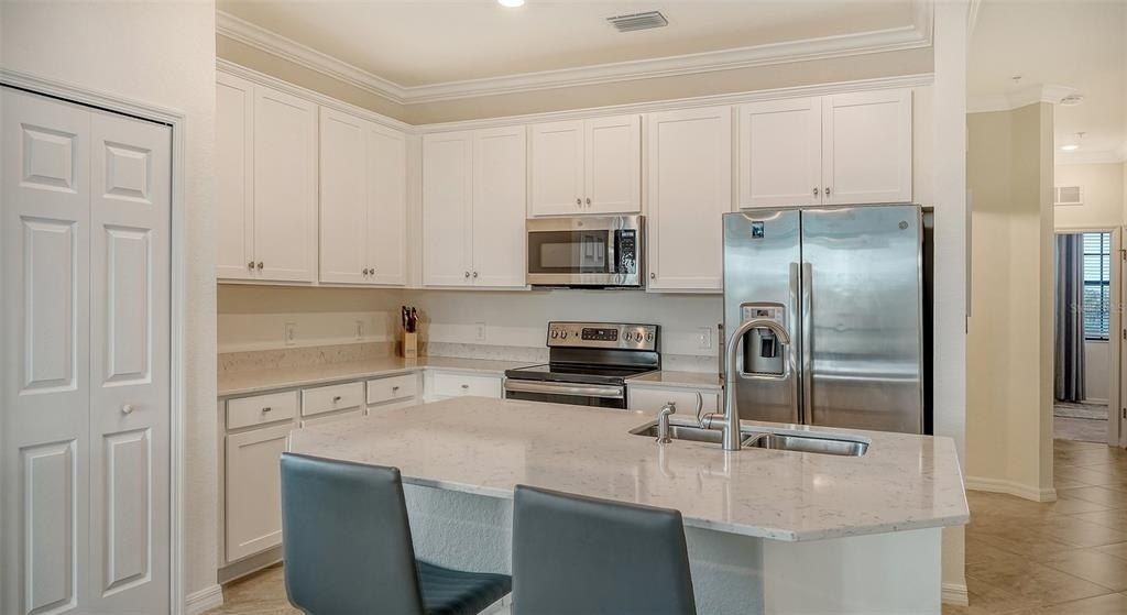 17510 Gawthrop Drive, Unit 308, Bradenton, FL 34211 Photo