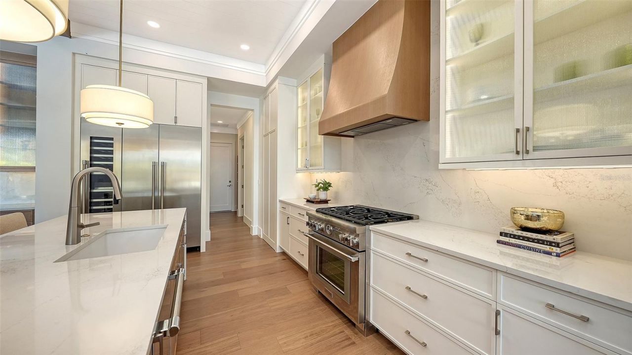 1521 S Lake Shore Drive, Sarasota, FL 34231 Photo