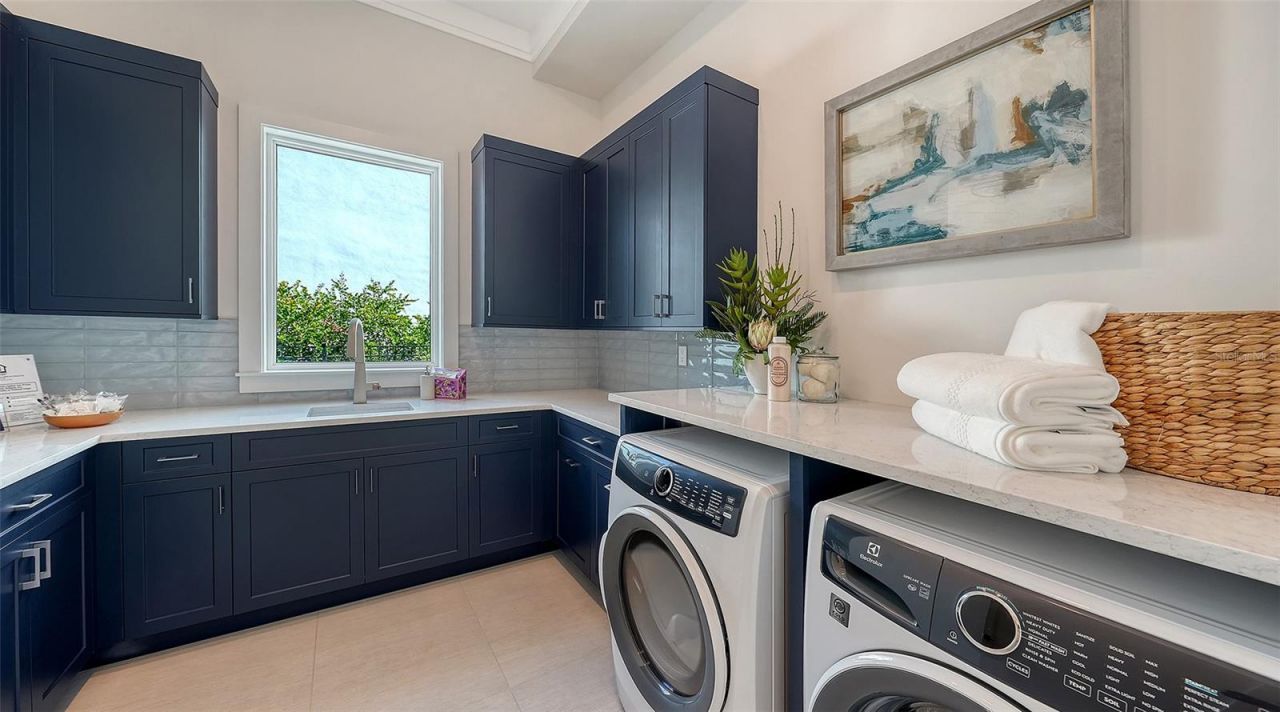 1521 S Lake Shore Drive, Sarasota, FL 34231 Photo