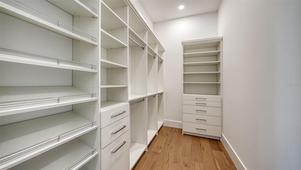 1521 S Lake Shore Drive, Sarasota, FL 34231 Photo