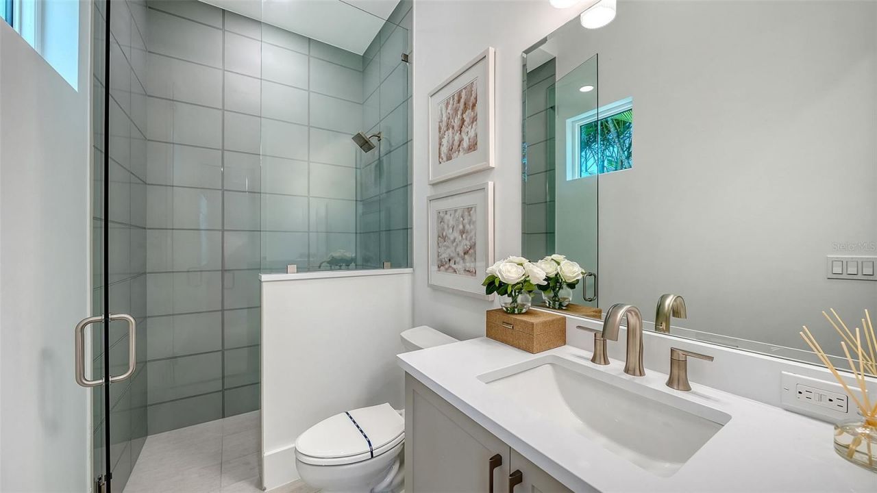 1521 S Lake Shore Drive, Sarasota, FL 34231 Photo