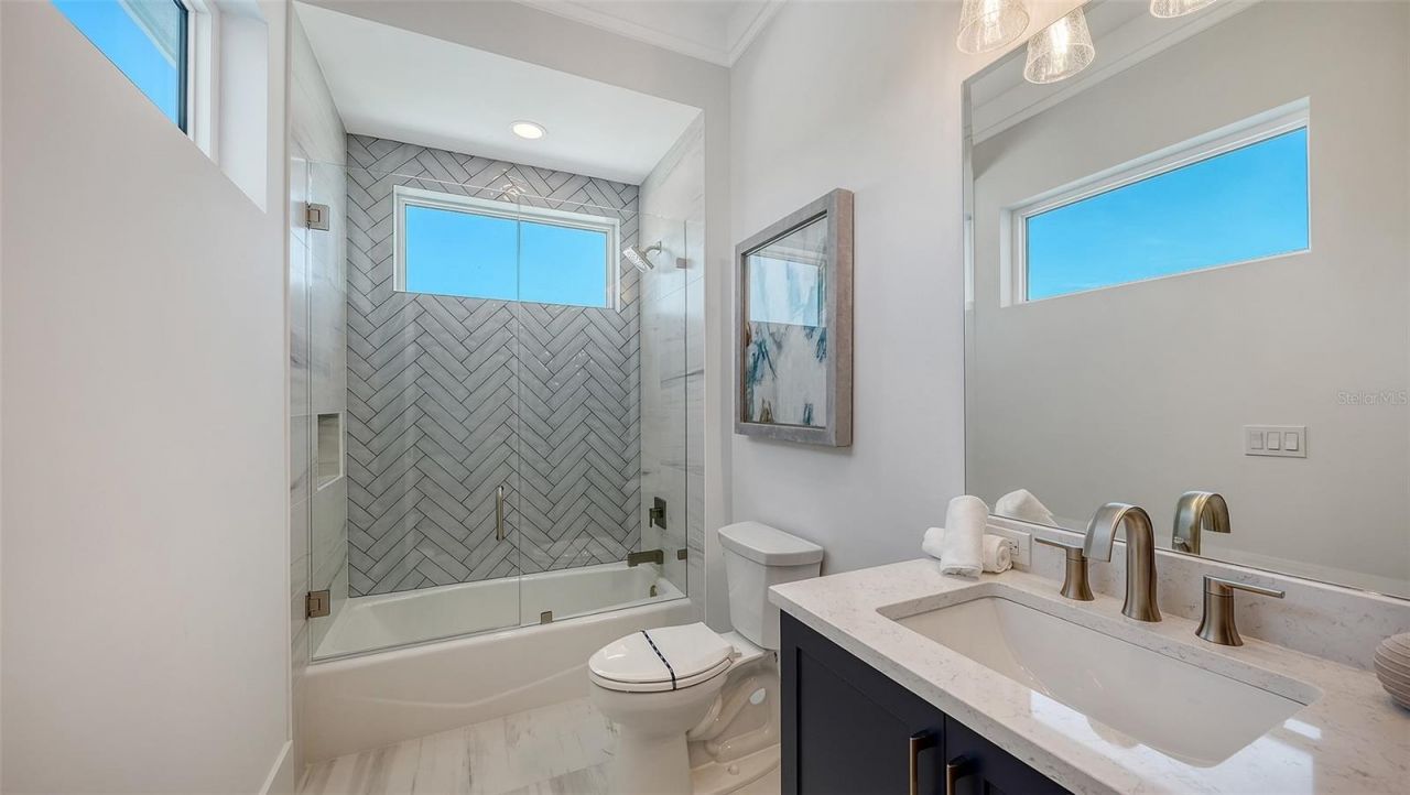 1521 S Lake Shore Drive, Sarasota, FL 34231 Photo