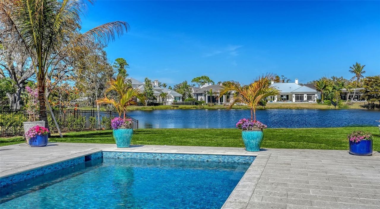 1521 S Lake Shore Drive, Sarasota, FL 34231 Photo