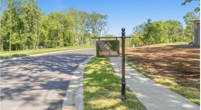 904 Bellerive Boulevard, Nicholasville, KY 40356 Main Photo