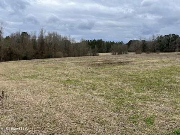Armory Drive, Taylorsville, MS 39168