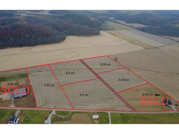 TR 257, West Lafayette, OH 43845