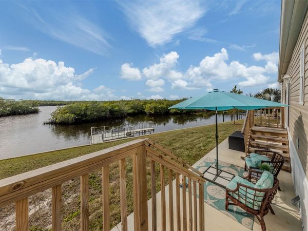 106 ISLAND POINT ROAD, NORTH PORT, FL 34287