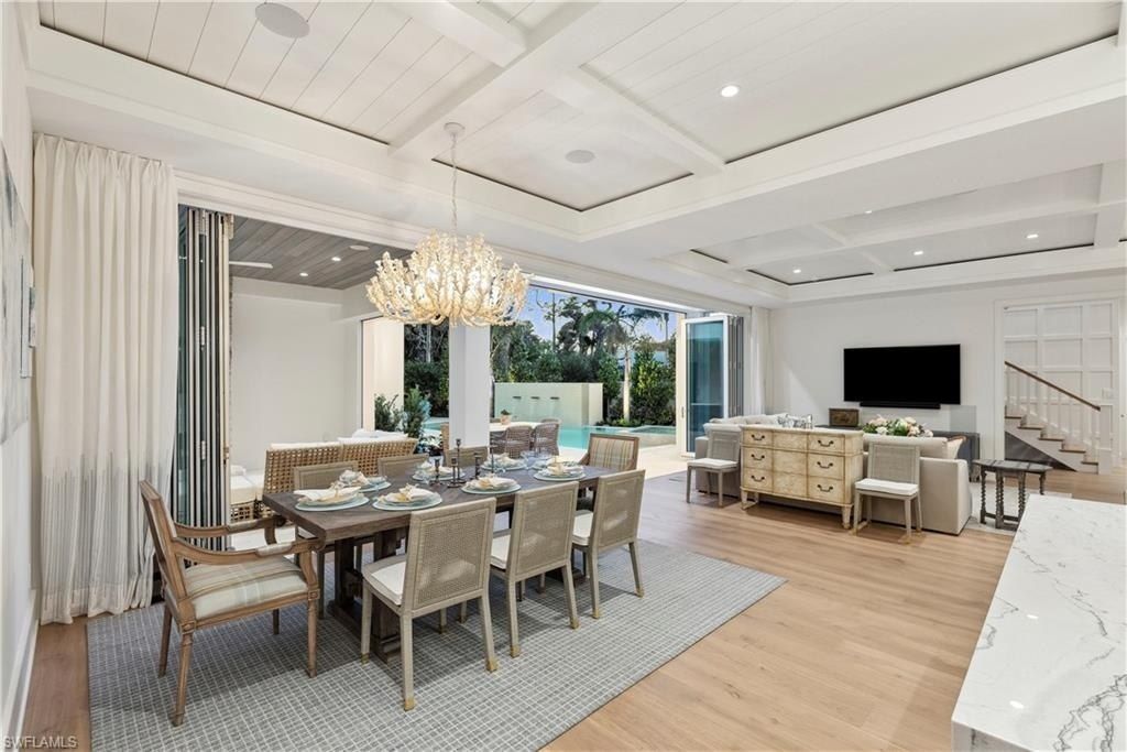 690 7th Ave N, Naples, FL 34102 Photo