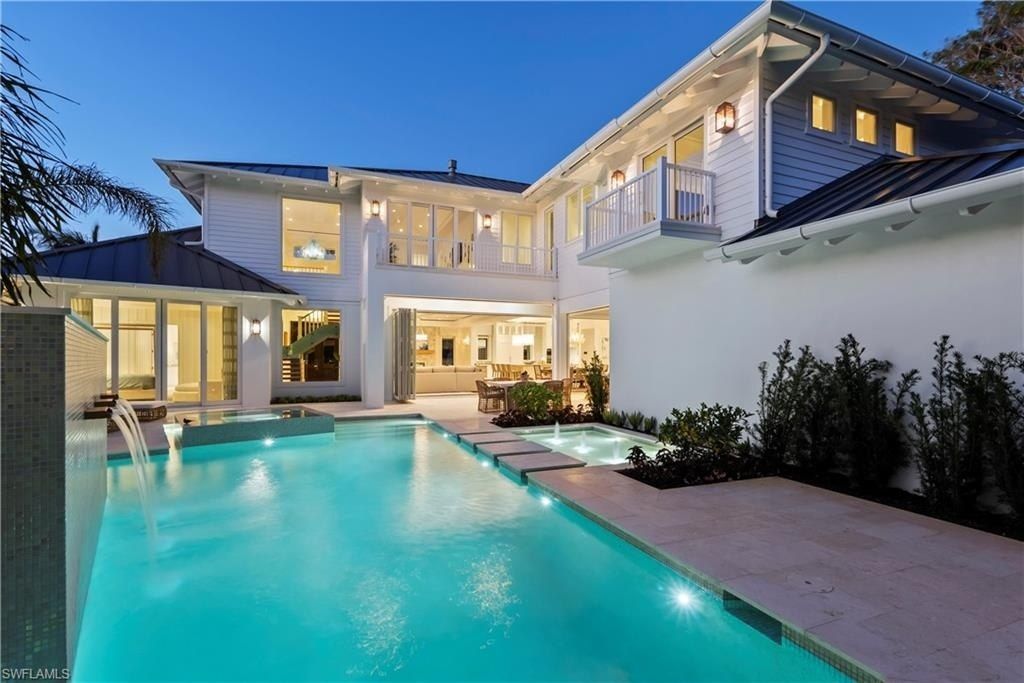 690 7th Ave N, Naples, FL 34102 Photo