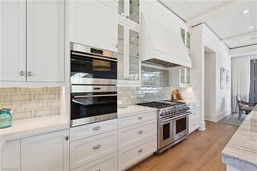 690 7th Ave N, Naples, FL 34102 Photo